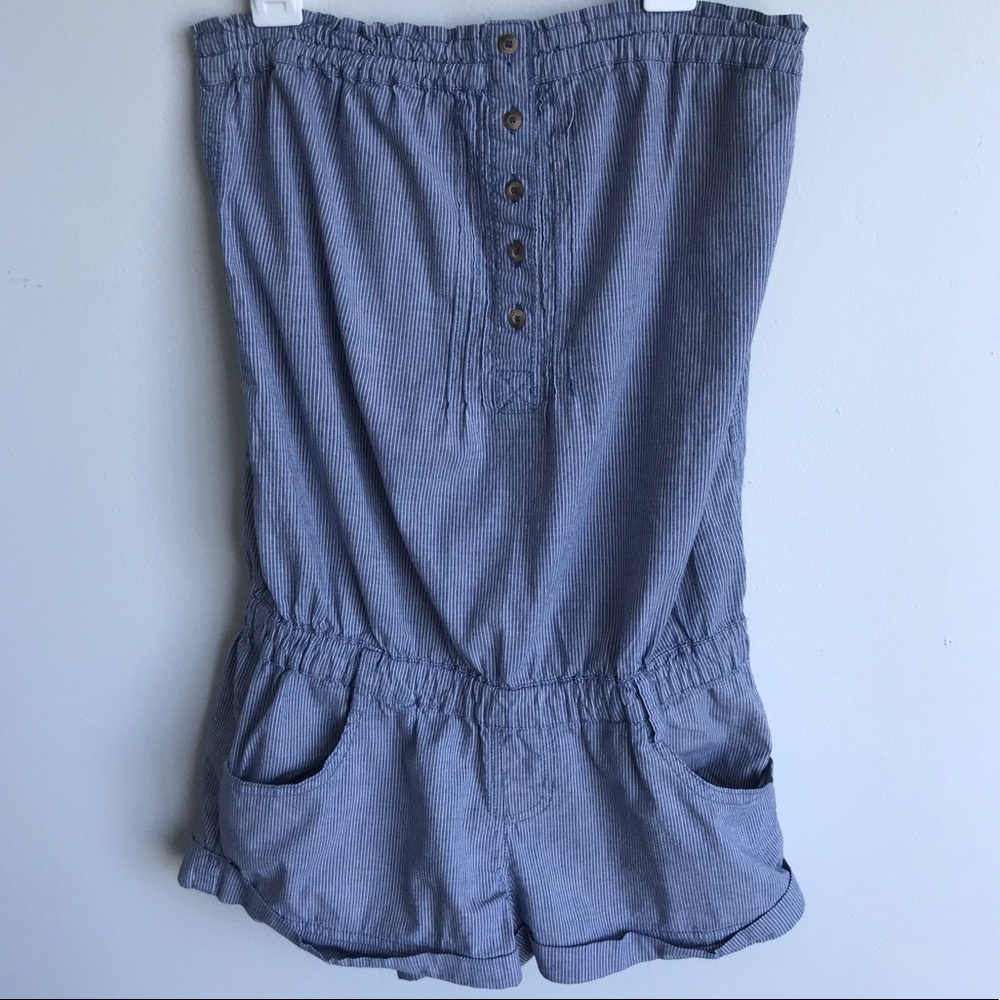 LIKE NEW!!💙 Strapless Romper
